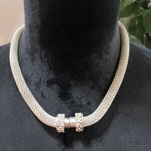 Womens Fashion Silver Tone Thick Mesh Strand Necklace w/ Textured Magnetic Clasp